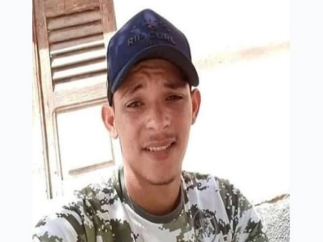 Homem  morto a facadas em Floresta, no Serto de Pernambuco