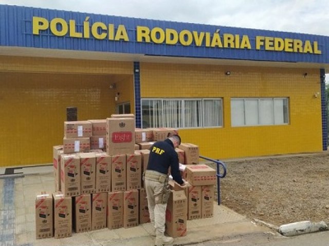 Polícia Rodoviária Federal apreende 275 mil maços de cigarro contrabandeado em Serra Talhada