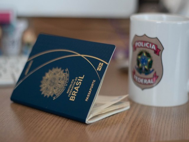 Polcia Federal e Casa da Moeda do incio  emisso do novo passaporte brasileiro