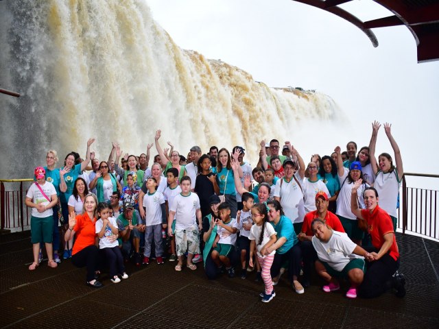 Parque Nacional do Iguau celebrou o Dia Nacional da Pessoa com Deficincia com 176 convidados da APAE