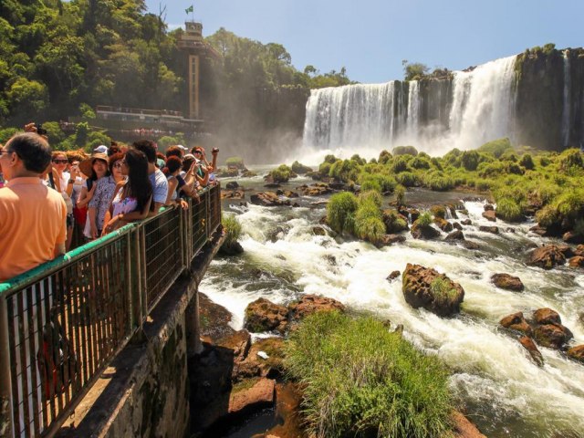 Foz do Iguau  um dos dez destinos de maior interesse para viagens dos brasileiros