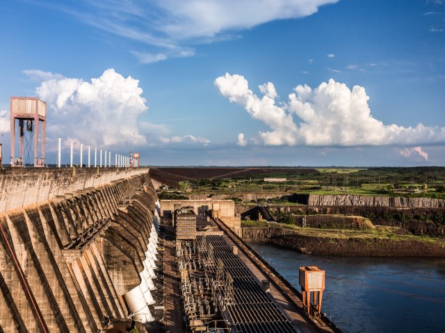 Saldo positivo na Conta de Itaipu vai permitir queda no preo da energia em julho