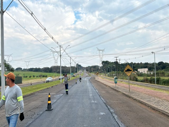 Recapeamento da Avenida Tancredo Neves chega  segunda etapa