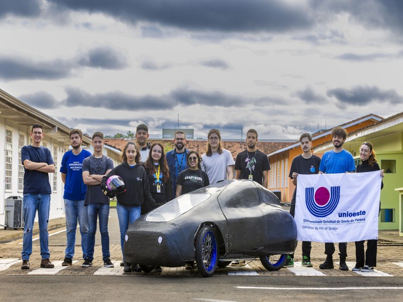 Alunos da Unioeste levam carro movido a hidrognio para a Shell Eco-marathon 2024