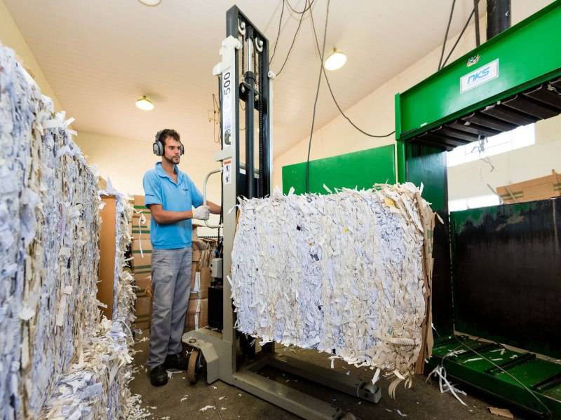 Itaipu vai estender coleta de reciclveis da empresa para novas cooperativas de Foz