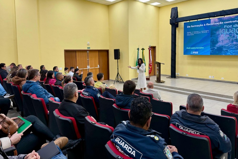 Treinamento em Foz busca efici�ncia e seguran�a na gest�o de contratos da administra��o p�blica