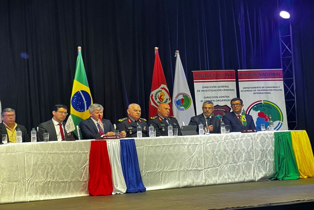 Autoridades do Brasil, Paraguai e Argentina comemoram 30 anos do Comando Tripartite Autoridades do Brasil, Paraguai e Argentina comemoram 30 anos do Comando Tripartite