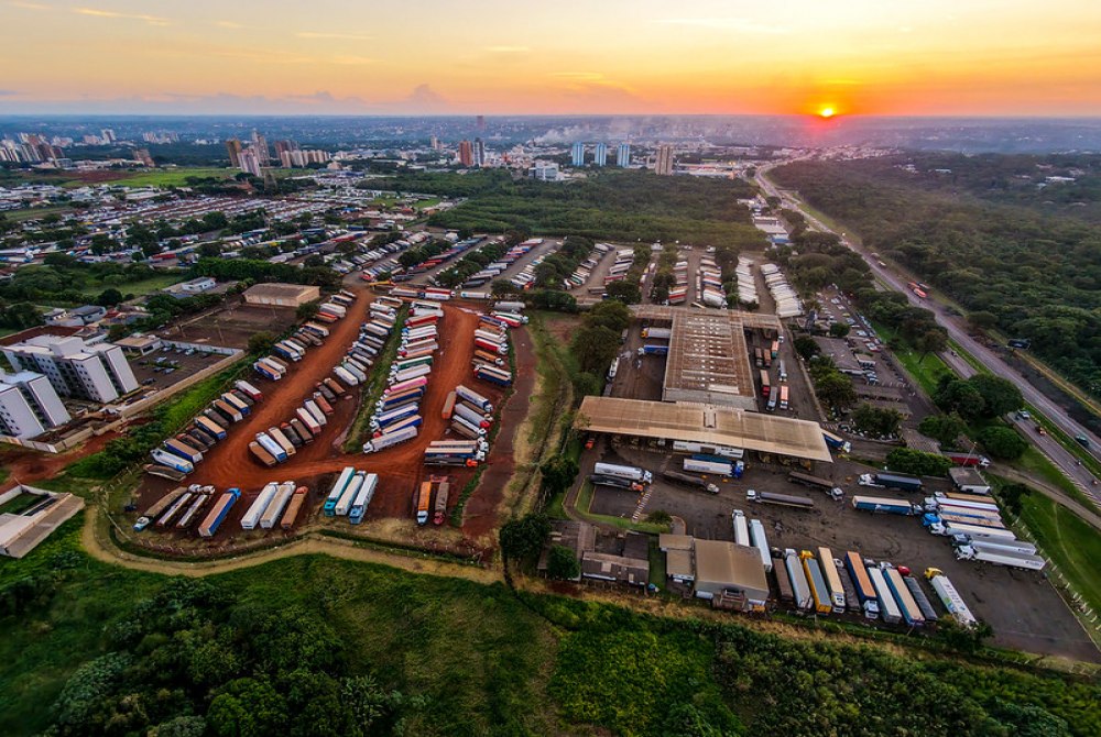 Mudan�a hist�rica come�a a retirar tr�fego pesado da regi�o central de Foz