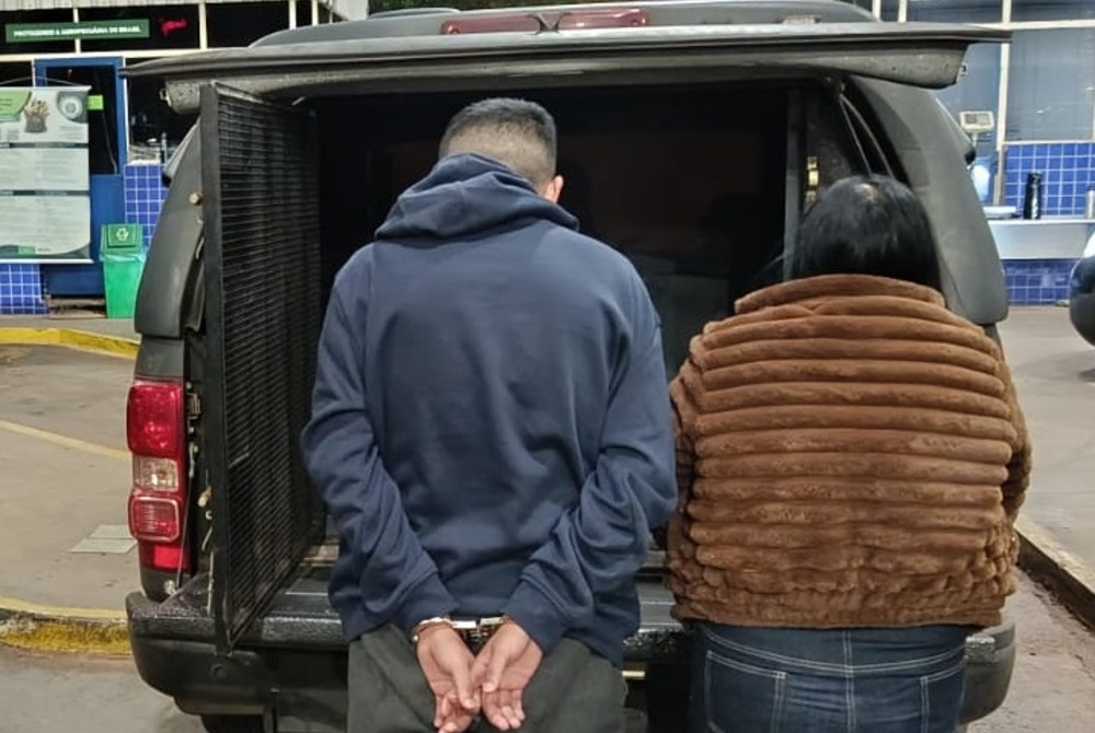 Motorista de aplicativo e passageira s�o presos com 165,7 kg de maconha na Ponte da Amizade