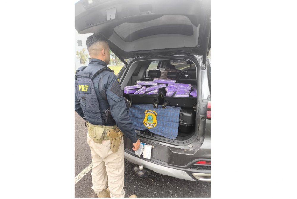 Casal � preso com 87 quilos de maconha em Santa Terezinha de Itaipu