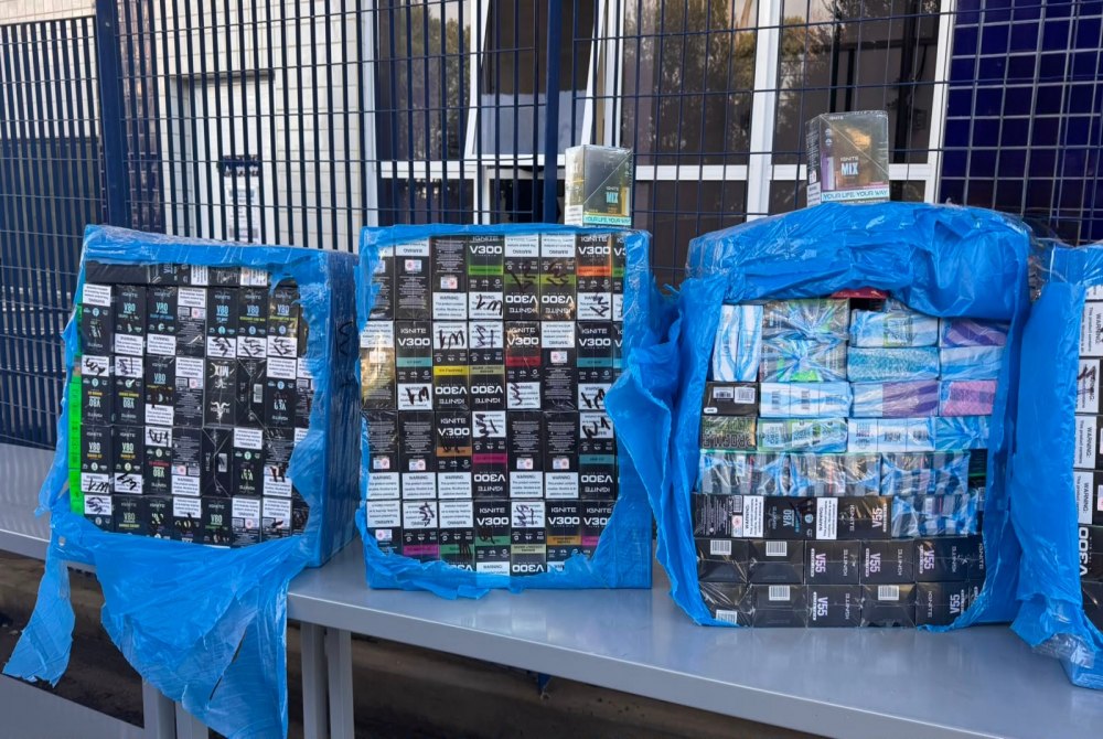Apreendidos 3 mil cigarros eletr�nicos na BR-277, em Foz do Igua�u