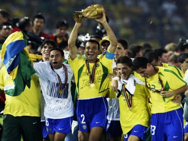 Voc lembra? Brasil conquistava pentacampeonato mundial h 20 anos