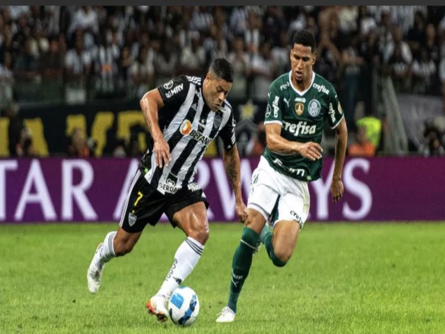Atltico-MG abre 2 a 0, mas Palmeiras iguala com gol nos acrscimos