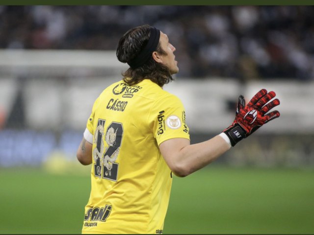 Corinthians atropela o Fluminense e vai  final da Copa do Brasil contra o Flamengo