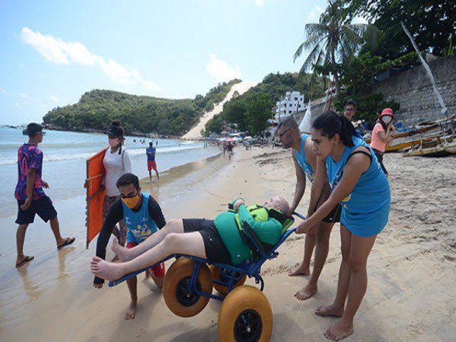 Natal Praia Inclusiva tem edio especial do Setembro Verde