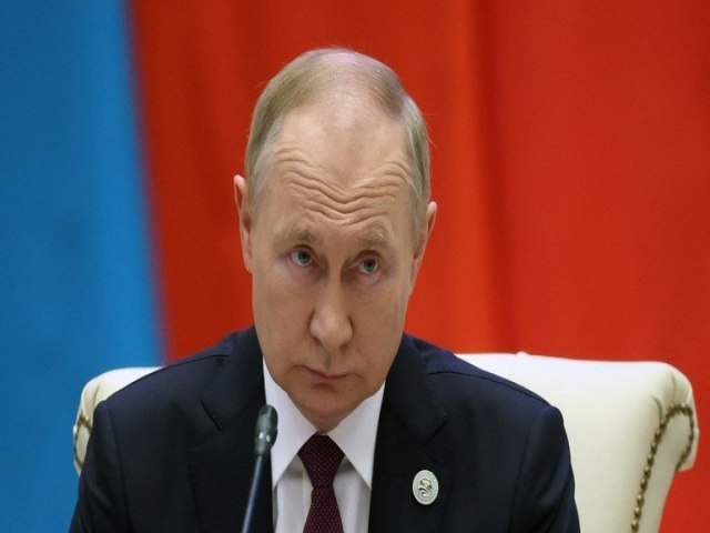 Vladimir Putin assina decreto em que reconhece a independncia de Kherson e Zaporizhzhia