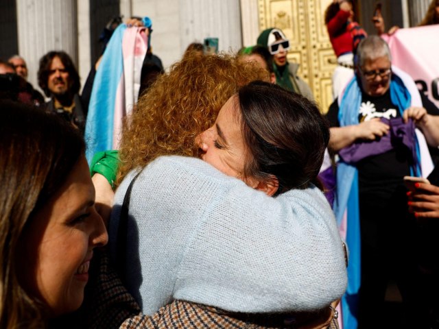 Espanha aprova licena remunerada para perodo menstrual