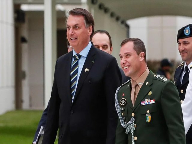 PF encontra certificados de vacinao falsos na casa do ex-auxiliar de Bolsonaro