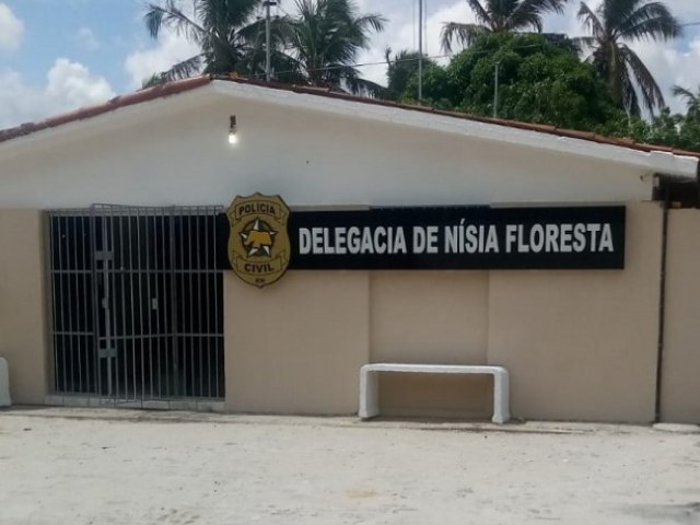 Me de ladro obriga filho a se entregar a polcia em Nsia Floresta