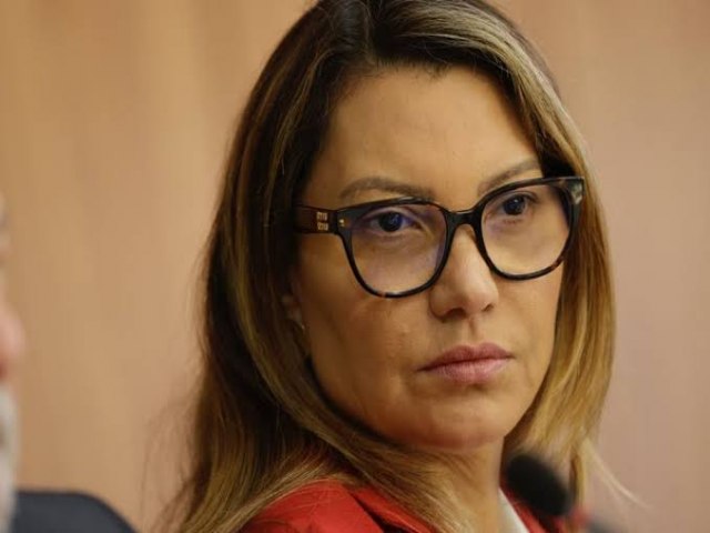 Deputado diz que Janja manda em Lula; senadora fala em sexismo