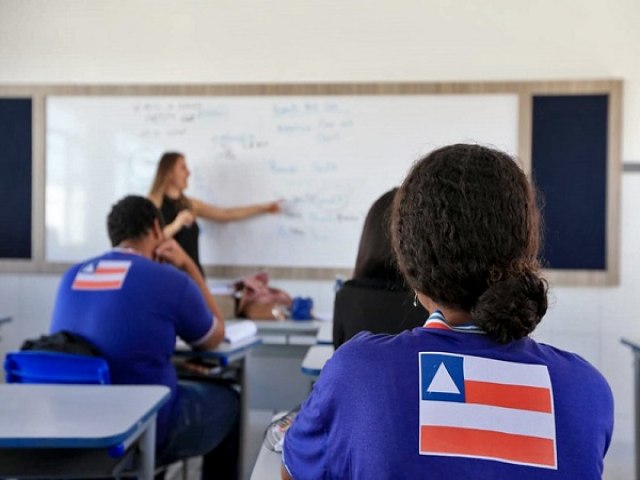 Deciso judicial determina volta s aulas na Bahia em maro