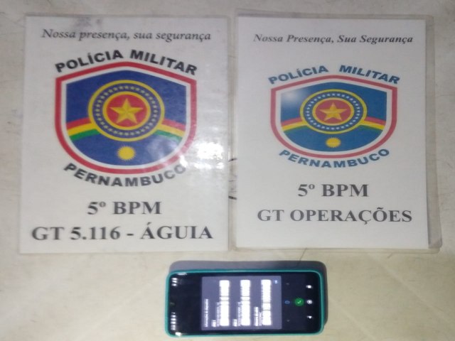 POLICIAIS MILITARES DO 5BPM APREENDERAM CELULAR COM RESTRIO FURTO NO BAIRRO JOS E MARIA