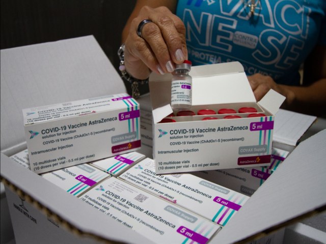 Pernambuco recebe mais 165.100 doses de vacinas contra a covid-19