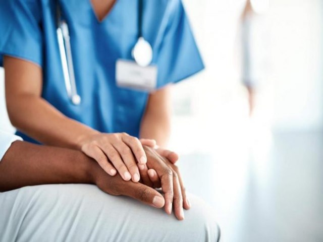 Cmara aprova piso salarial para enfermeiros