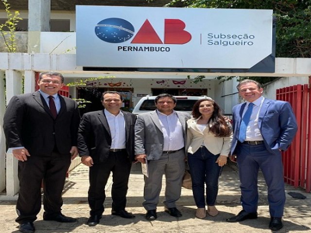Presidente da OAB Pernambuco visita sede da Subseo Salgueiro e Cmara de Vereadores