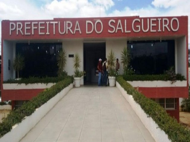 Prefeitura de Salgueiro entra na Justia contra estado de greve dos servidores municipais