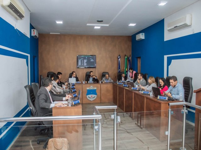 Cmara de Salgueiro aprova lei que obriga prefeitura a dar transparncia sobre uso dos recursos arrecadados com multas