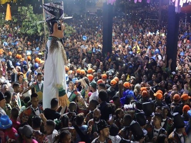 Pernambuco registrou queda de 40% nos roubos e 17% nos homicdios durante Carnaval, diz SDS-PE