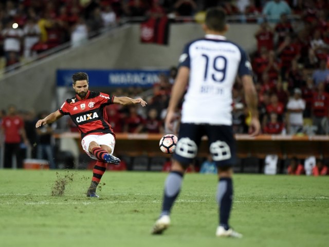 Sem marcar um gol de falta há 1000 dias, Flamengo tem maior jejum entre times da Série A