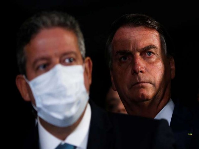 Bolsonaro recebe Lira e diz no haver problemas aps discurso duro do presidente da Cmara