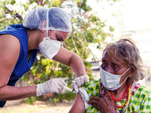 Sesap vacina indgenas da etnia Warao refugiados venezuelanos em Natal