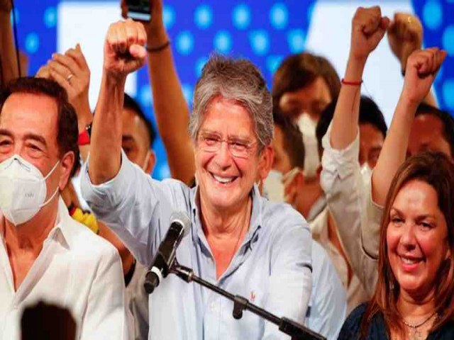 Lasso  eleito presidente no Equador
