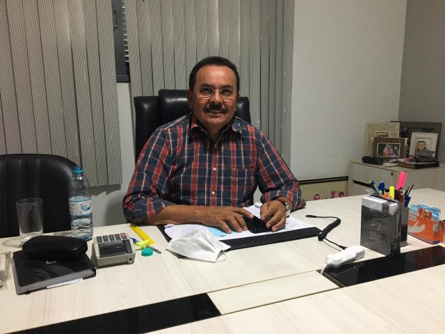 Ex-prefeito Amaro Saturnino se solidariza aos comerciantes de Maxaranguape