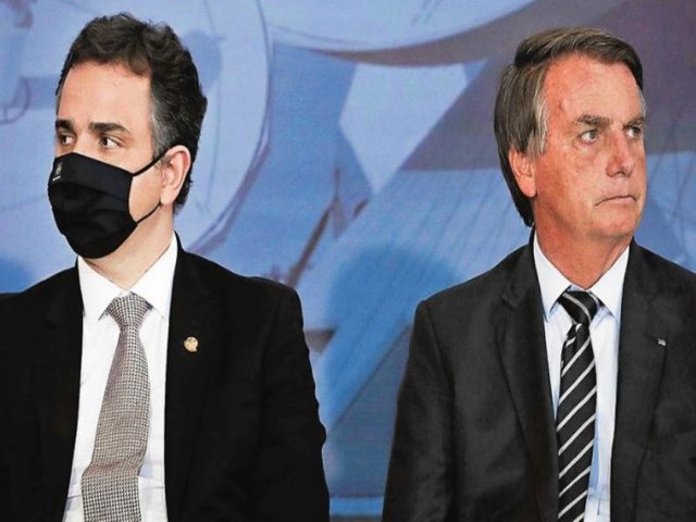 Relao entre Rodrigo Pacheco e Jair Bolsonaro azeda sob o signo da desconfiana