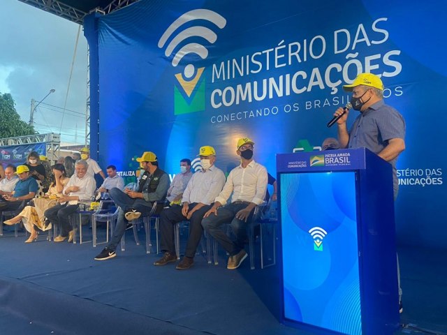 Com solicitação do prefeito Júlio César, Ceará-Mirim recebe internet grátis em escolas e Unidades de Saúde