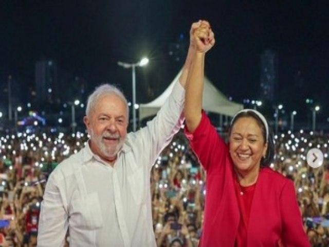 Governadora Fátima reunião multidão para receber o ex-presidente Lula em Natal