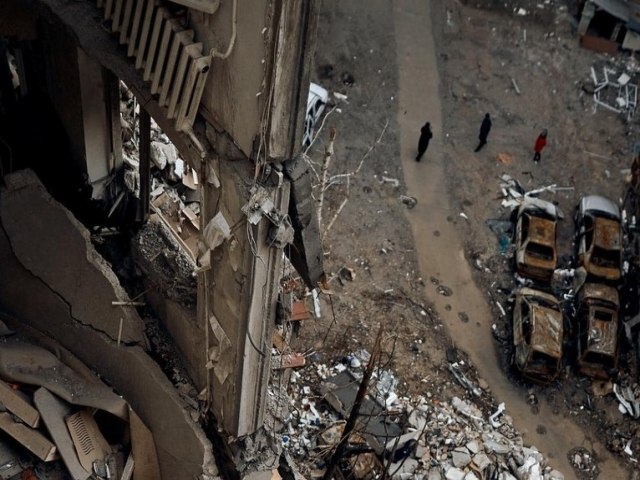 Cinco pessoas morreram após bombardeio russo contra a segunda maior cidade da Ucrânia