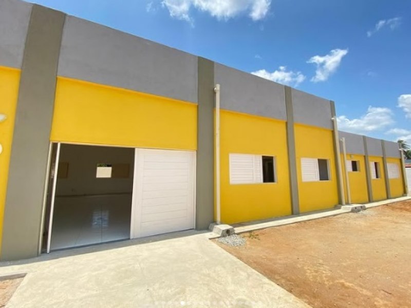 GALPO INDUSTRIAL DESTINADO AO PROJETO JOVEM DO AMANH EST 100% CONCLUDO