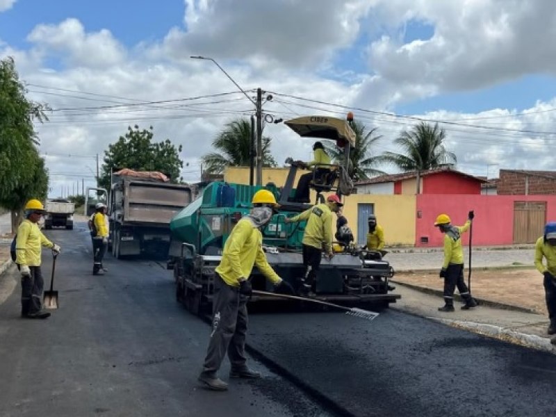 MELHORIA DO ASFALTO NA AVENIDA PRINCIPAL DE NOVA CEAR-MIRIM