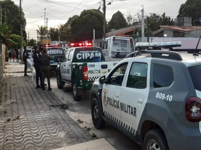 POLCIA MILITAR LOCALIZA DESMANCHE DE CARROS NA ZONA SUL DE NATAL