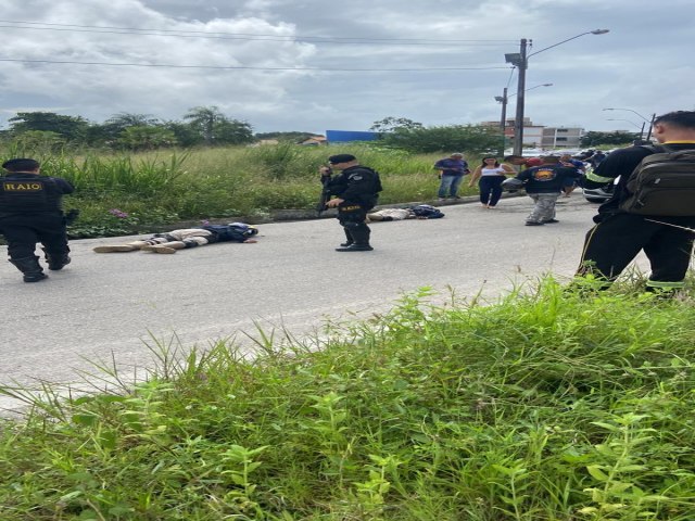  Dois policiais rodovirios so mortos a tiros na BR-116 em Fortaleza