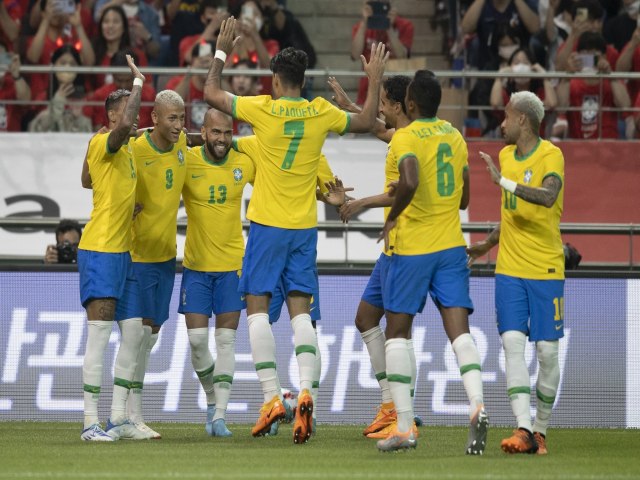 Com dois de Neymar e atuao destacada de Alex Sandro, Brasil goleia Coreia do Sul