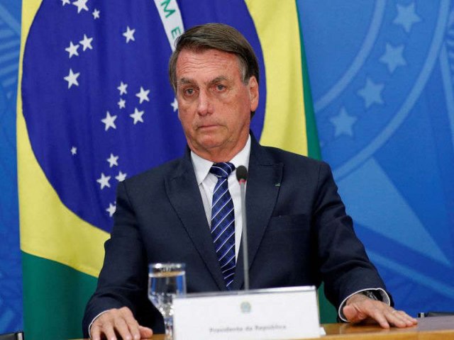 Pesquisas mostram a derrocada de Bolsonaro