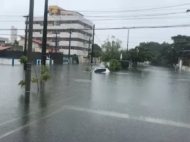 NATAL/RN: Governo do Estado comunica providncias gerais sobre as chuvas do domingo