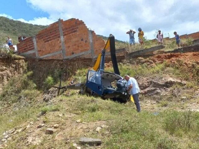 Acidente Helicptero com deputado federal cai na Bahia