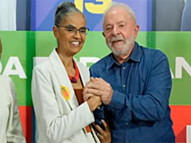 Marina Silva anuncia apoio  candidatura de Lula citando riscos  democracia